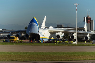 UR-82060 Antonow An-225 Mriya