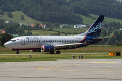 VP-BRI Boeing 737-5Y0